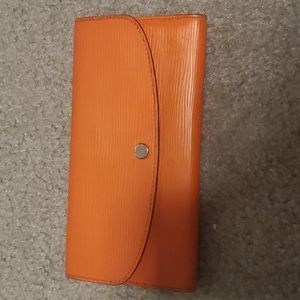 Louis vuiton Emile epi long bifold wallet mandarin color gorgeous on hold
